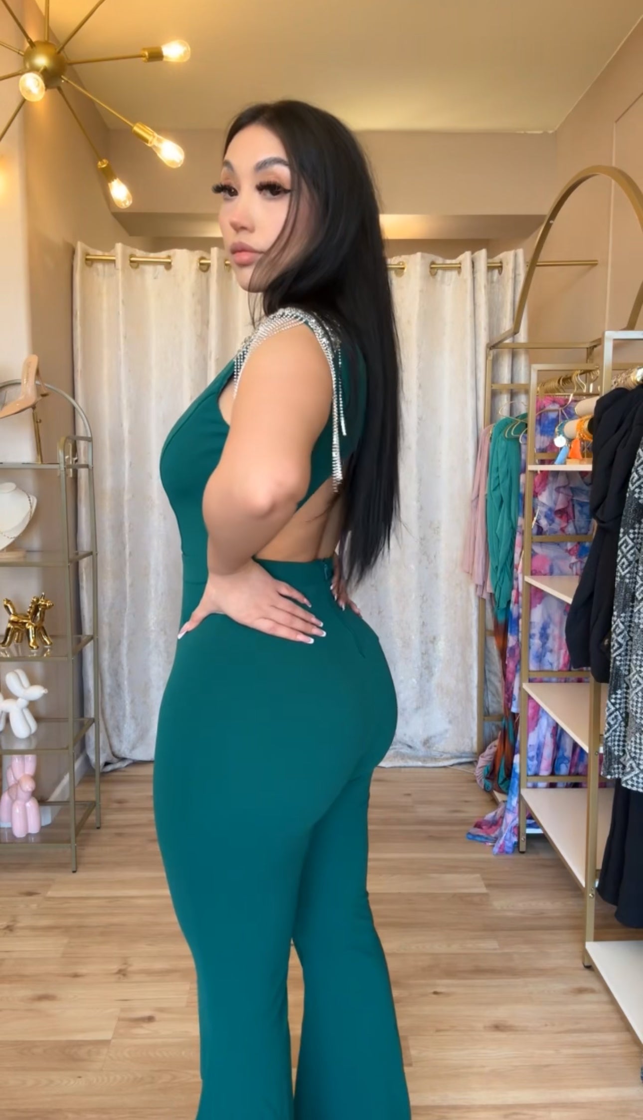 RHINESTONE ON SHOULDER JUMPSUIT🌷